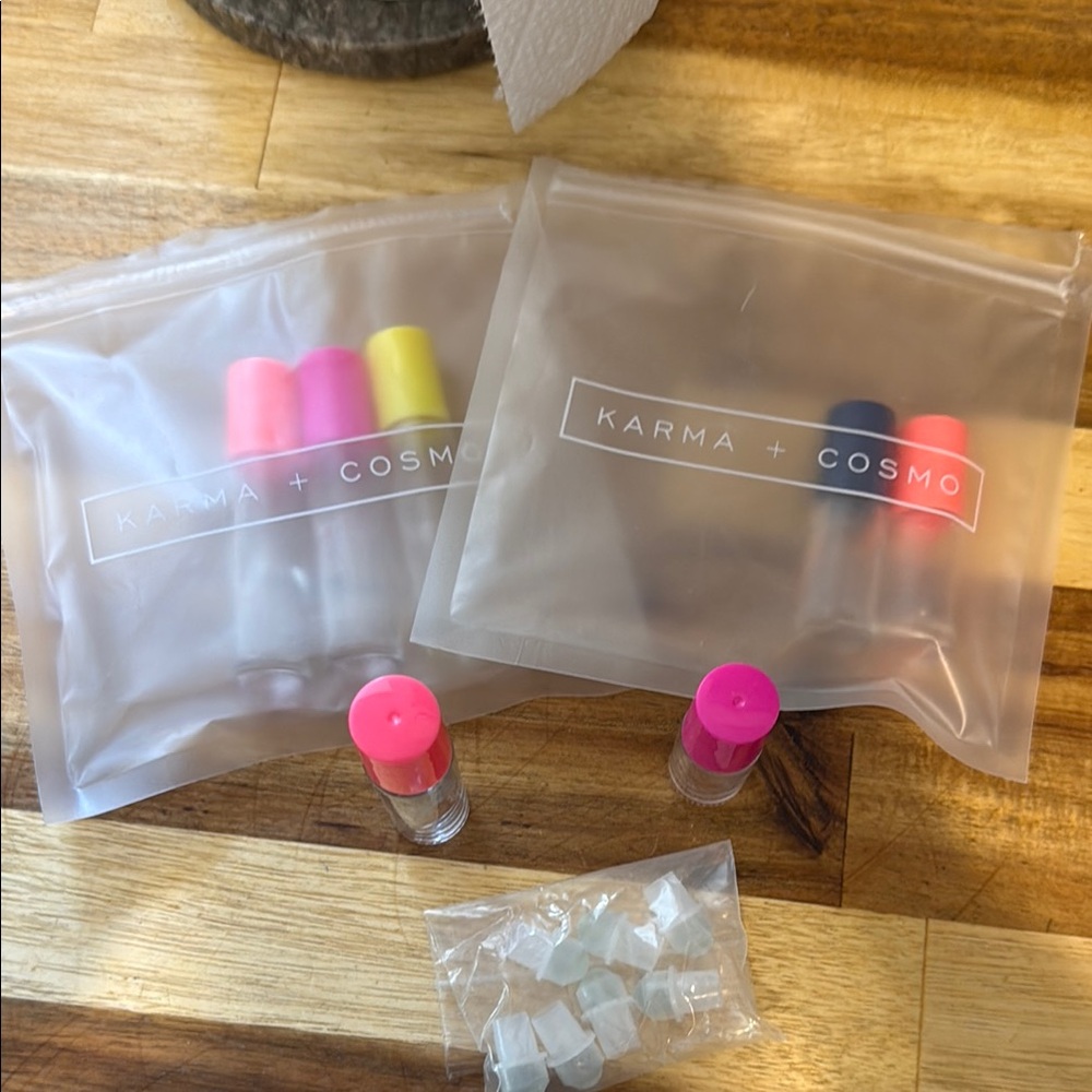 COS Essential Oil Duo with Pink Caps